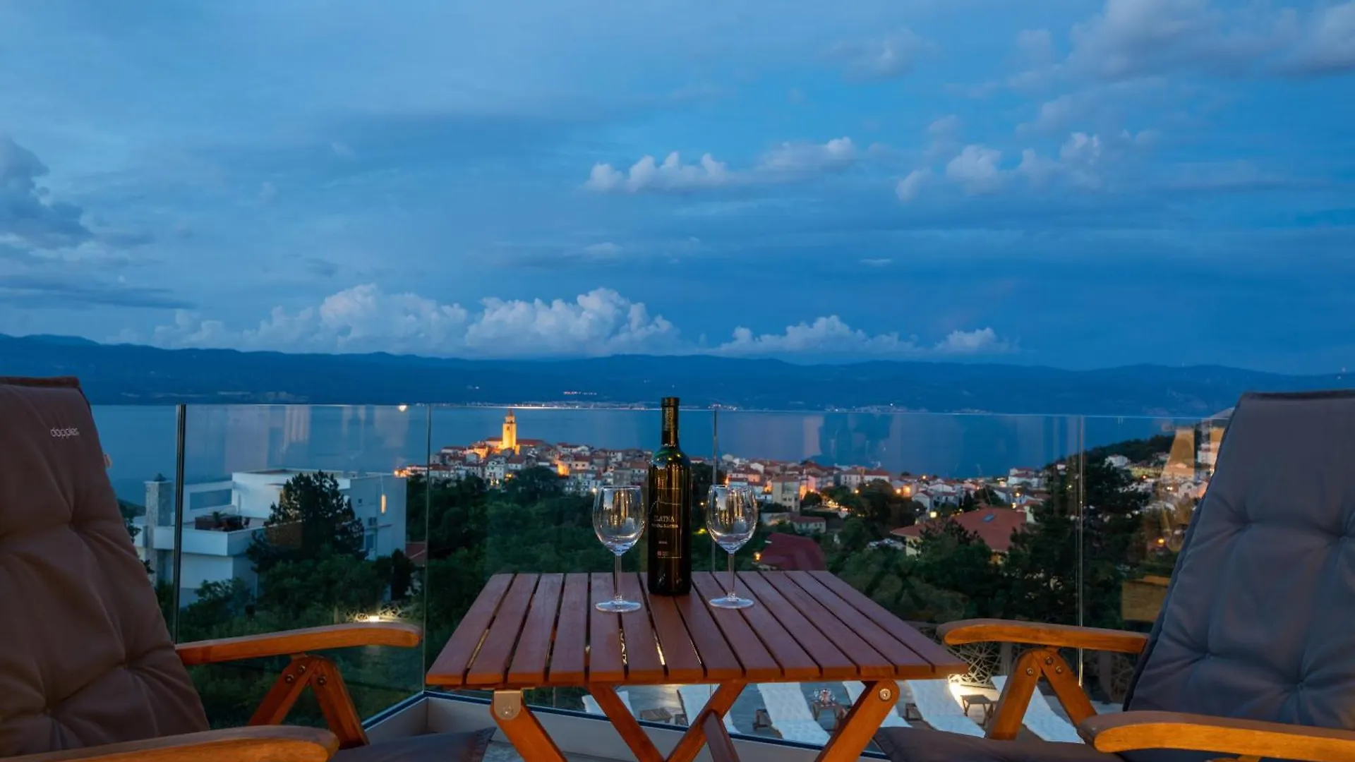 Villa Volare Vrbnik  Croatia